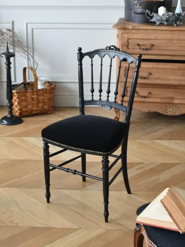 black-pu-finish teak wood dining chair PU finish polish with black cushion