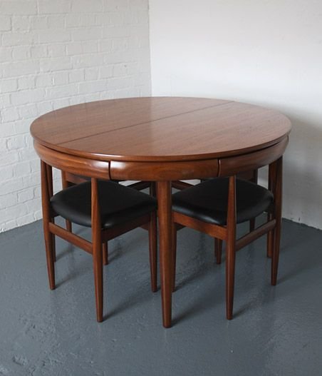 Wooden dinning table “6 Reasons This Luxury Solid Wood Dining Table Set Will Transform Your Dining Experience”